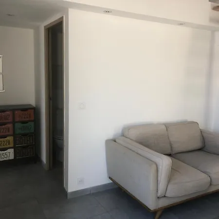 아파트 Chez Bastien 카르쿠에이란느